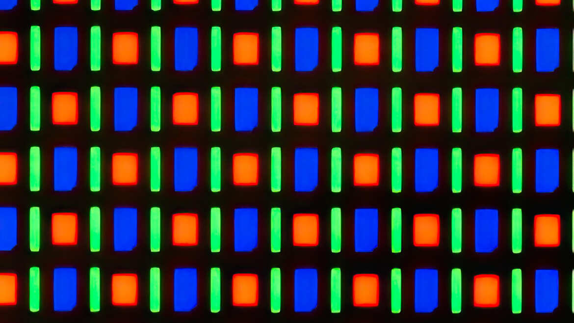 Een korte uitleg van OLED-, LCD- of AMOLED-displayverschillen een close-up van een raster